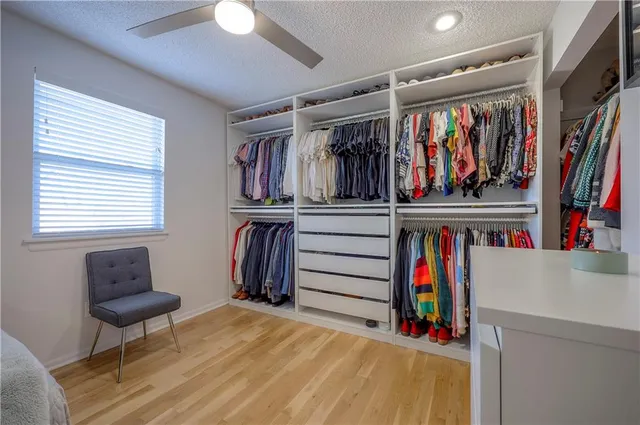 $250,000 | 1913 Lawrence Court, Kansas City, KS 66103