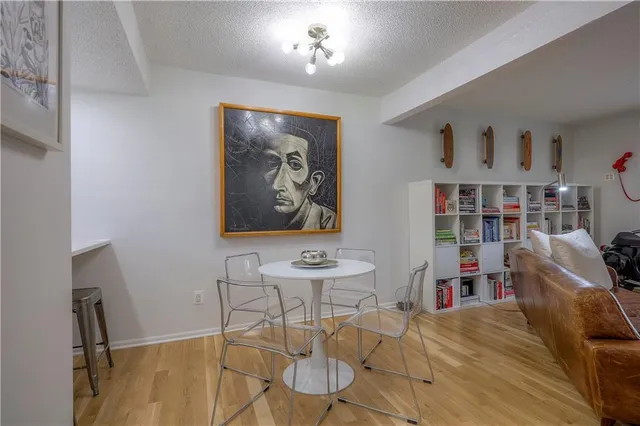 $250,000 | 1913 Lawrence Court, Kansas City, KS 66103