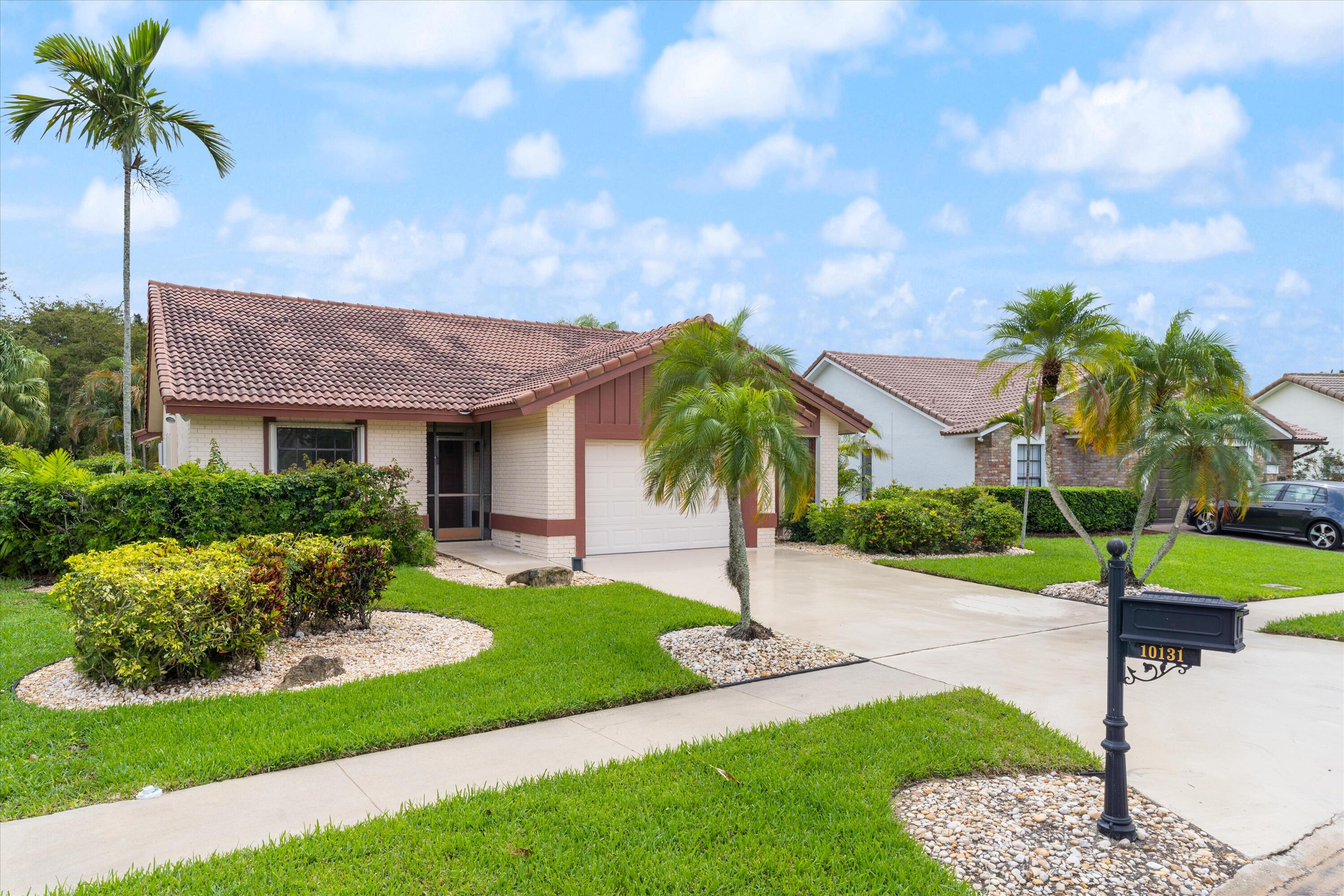 10131 Camelback Lane Boca Raton, FL 33498 - Photo 1 of 1 House Front