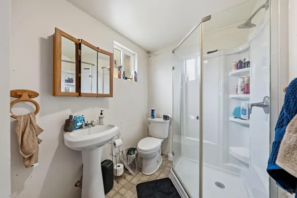 $235,000 | 3393 Green Avenue, Clearlake, CA 95422