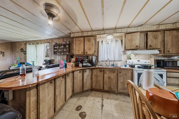 $235,000 | 3393 Green Avenue, Clearlake, CA 95422