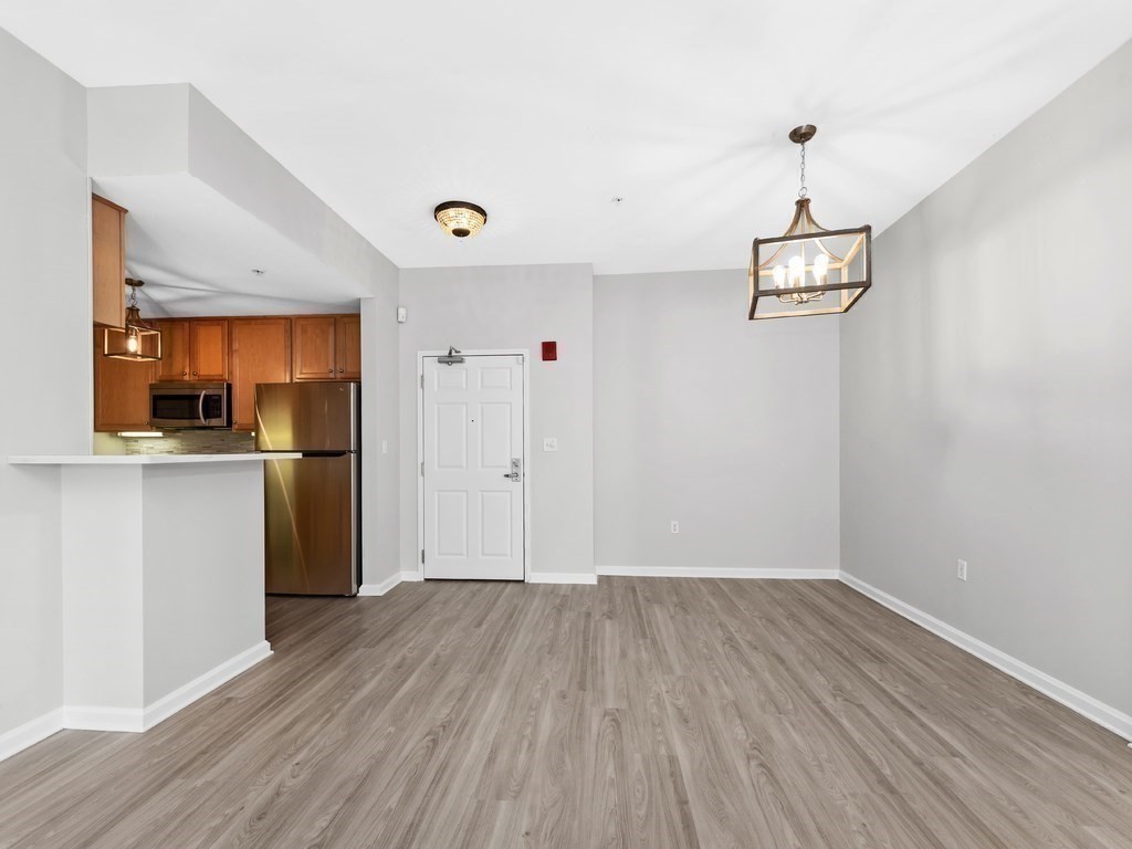 36 Village Road, Unit 310 Middleton, MA 01949 - Photo 8 of 33 Gallery Image 8