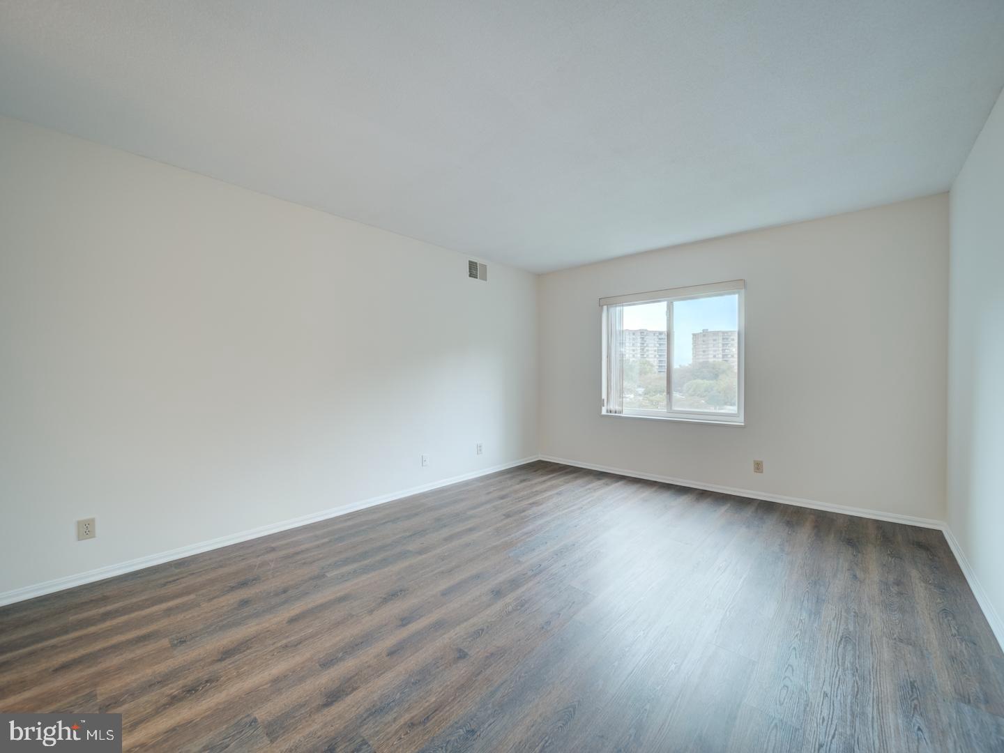 8360 Greensboro Drive, Unit 305 McLean, VA 22102 - Photo 19 of 46