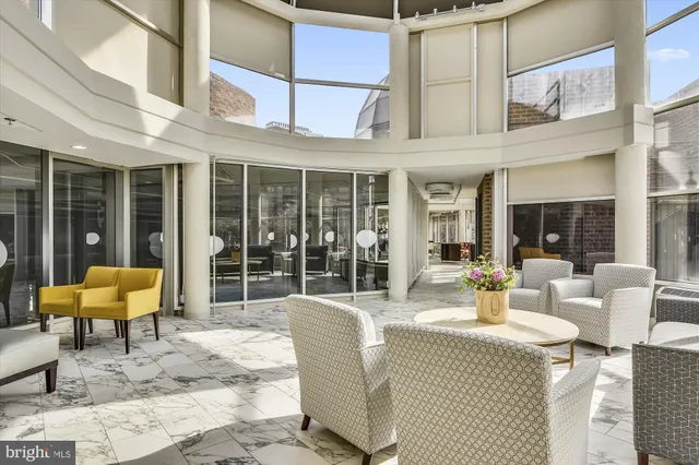 $432,000 | 8360 Greensboro Drive, Unit 305, McLean, VA 22102