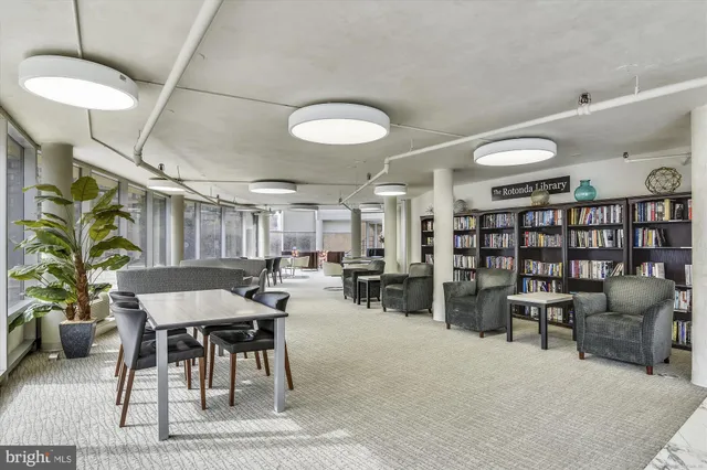 $432,000 | 8360 Greensboro Drive, Unit 305, McLean, VA 22102