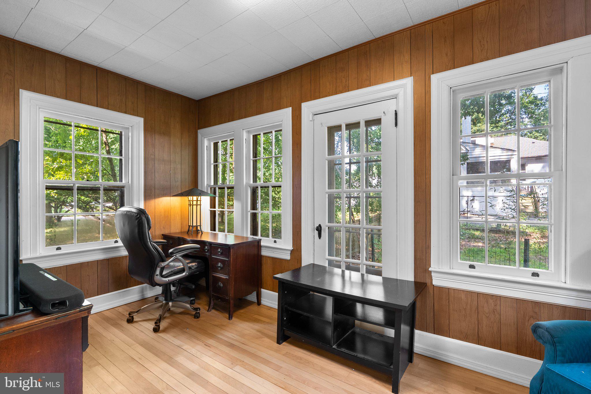 10325 Parkman Road Silver Spring, MD 20903 - Photo 10 of 47 home office