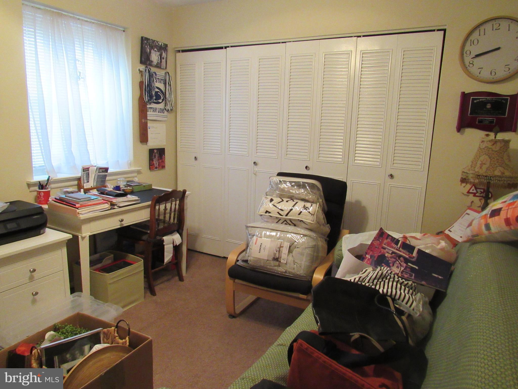 4000 Gypsy Lane, Unit 622F1 Philadelphia, PA 19129 - Photo 19 of 45 a bedroom with furniture and a bed