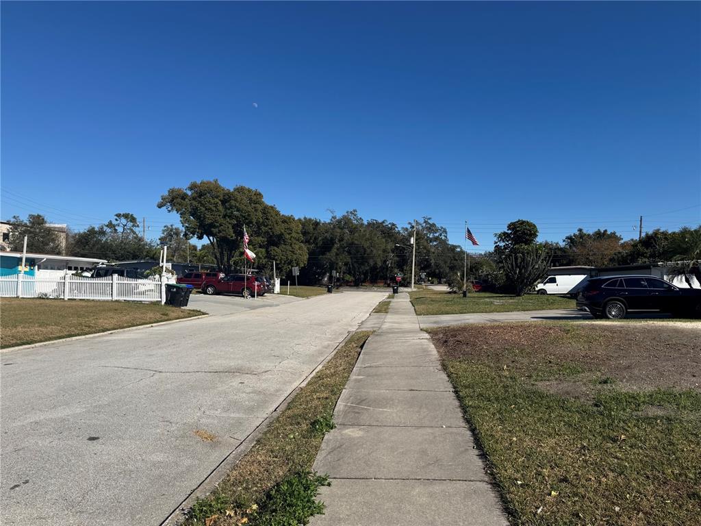 1620 36th Street Orlando, FL 32839 - Photo 7 of 7 a view of outdoor space yard and mountain view