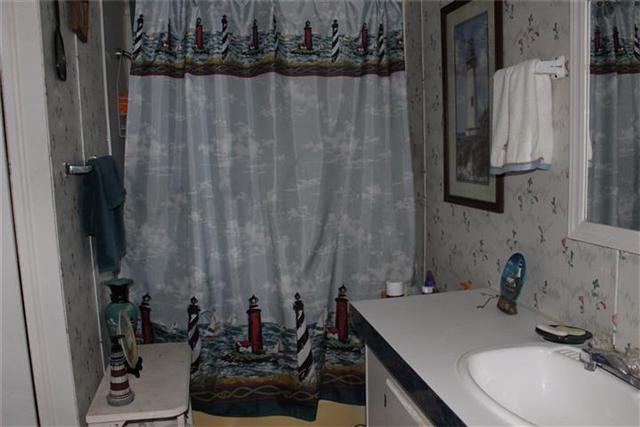 1163 Wildlife Road Dover, TN 37058 - Photo 12 of 16 Full bath