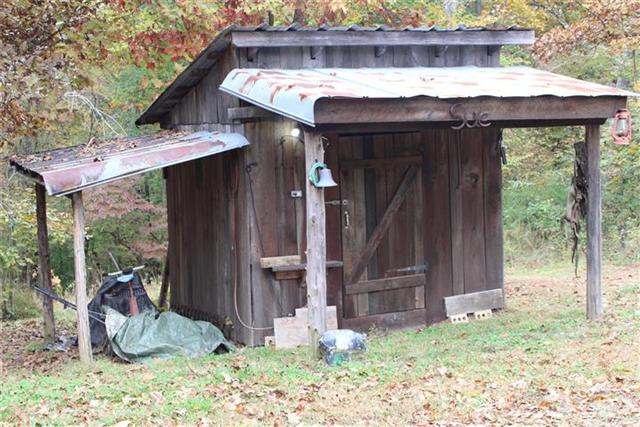 1163 Wildlife Road Dover, TN 37058 - Photo 2 of 16 1.82 acres+/- with storage building.
