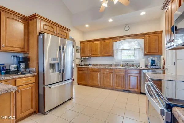 $649,900 | 381 Boonesboro Road, Gray, TN 37615