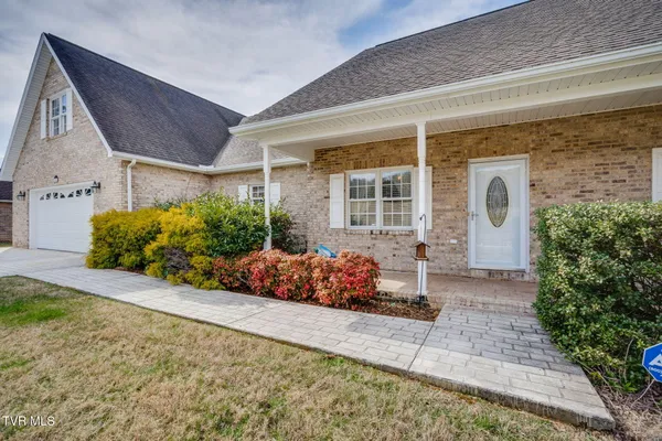 $649,900 | 381 Boonesboro Road, Gray, TN 37615