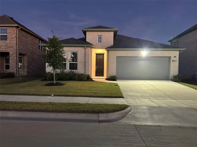 $2,299 | 2905 Italia Terrace, Princeton, TX 75407