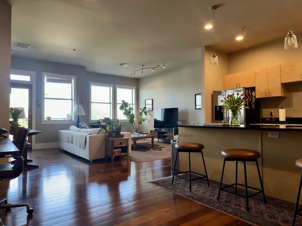 $2,300 | 2201 8th Avenue South, Unit 406, Nashville, TN 37204