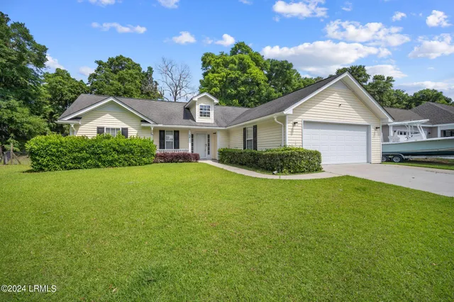 $2,800 | 44 Purrysburg Drive, Beaufort, SC 29907