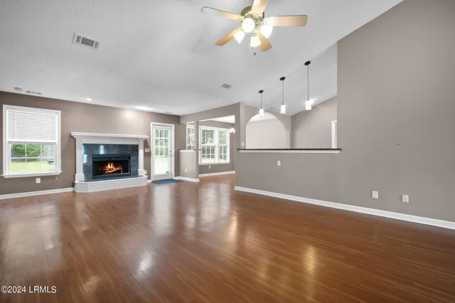 $2,800 | 44 Purrysburg Drive, Beaufort, SC 29907