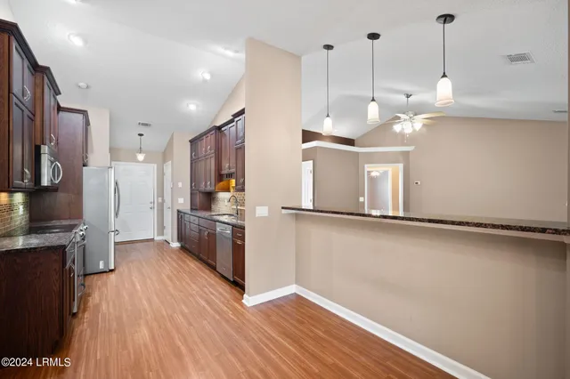 $2,800 | 44 Purrysburg Drive, Beaufort, SC 29907