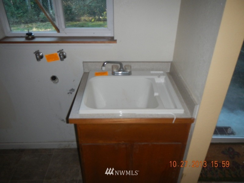 15235 Olympic View Loop Road Northwest Silverdale, WA 98383 - Photo 8 of 12 Gallery Image 8