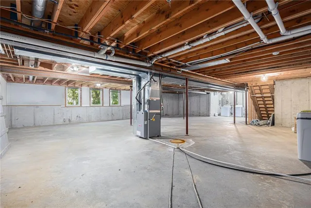 $499,000 | 13724 Pembroke Circle, Leawood, KS 66224