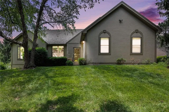$499,000 | 13724 Pembroke Circle, Leawood, KS 66224