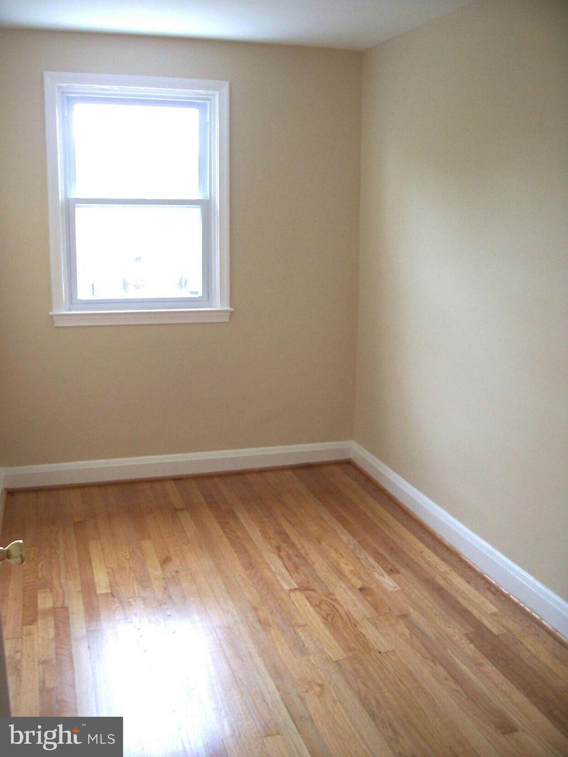 226 Riverthorn Road Baltimore, MD 21220 - Photo 12 of 19 Gallery Image 12