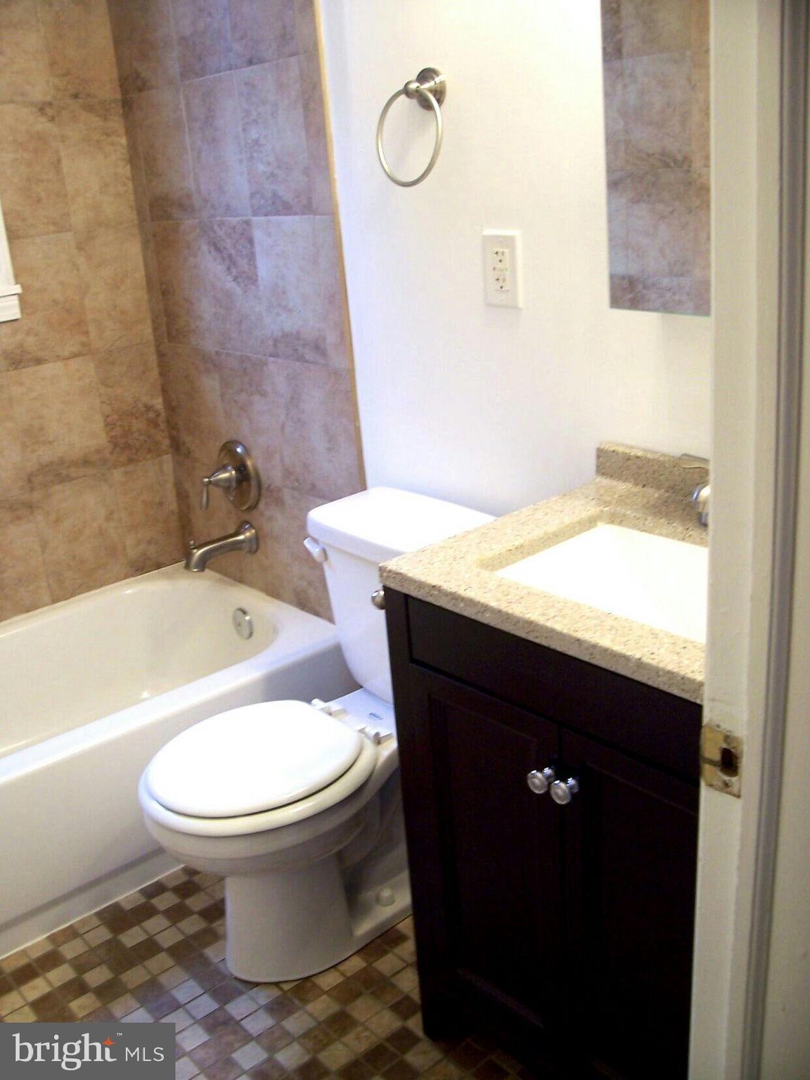 226 Riverthorn Road Baltimore, MD 21220 - Photo 9 of 19 Gallery Image 9