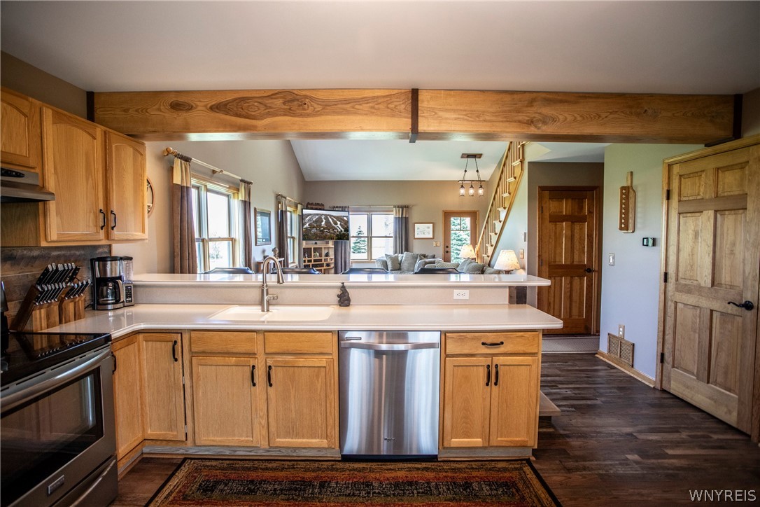 4444 Cambria Wilson Road Cambria, NY 14094 - Photo 6 of 37