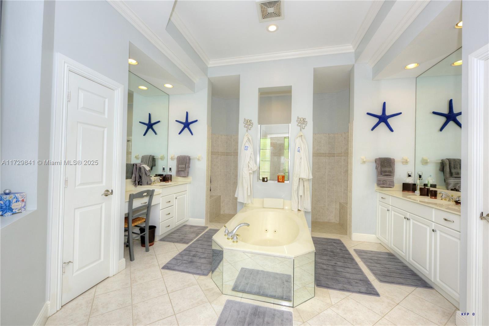 112 Bryce Lane Jupiter, FL 33458 - Photo 20 of 42 Gallery Image 20