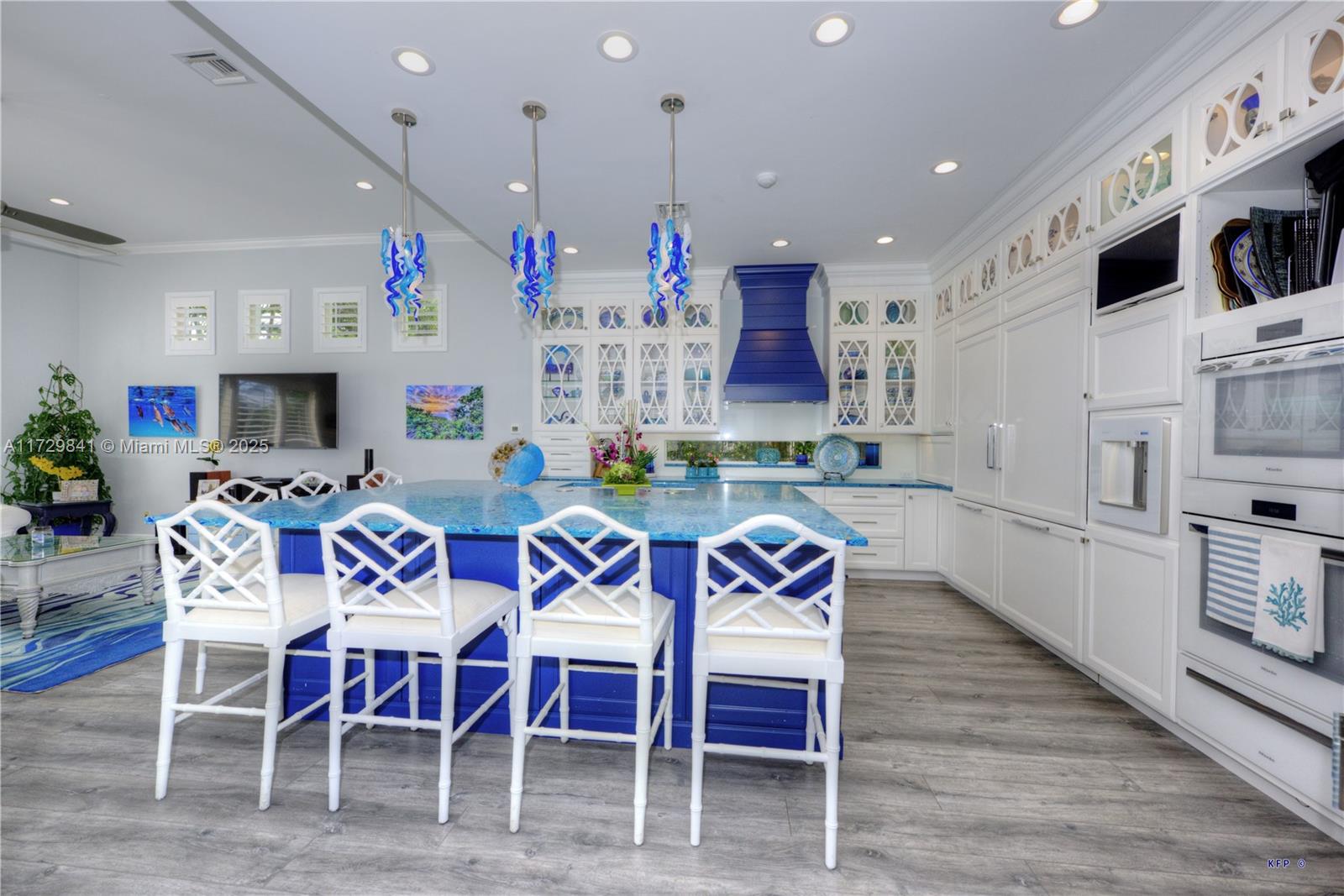 112 Bryce Lane Jupiter, FL 33458 - Photo 10 of 42 Gallery Image 10