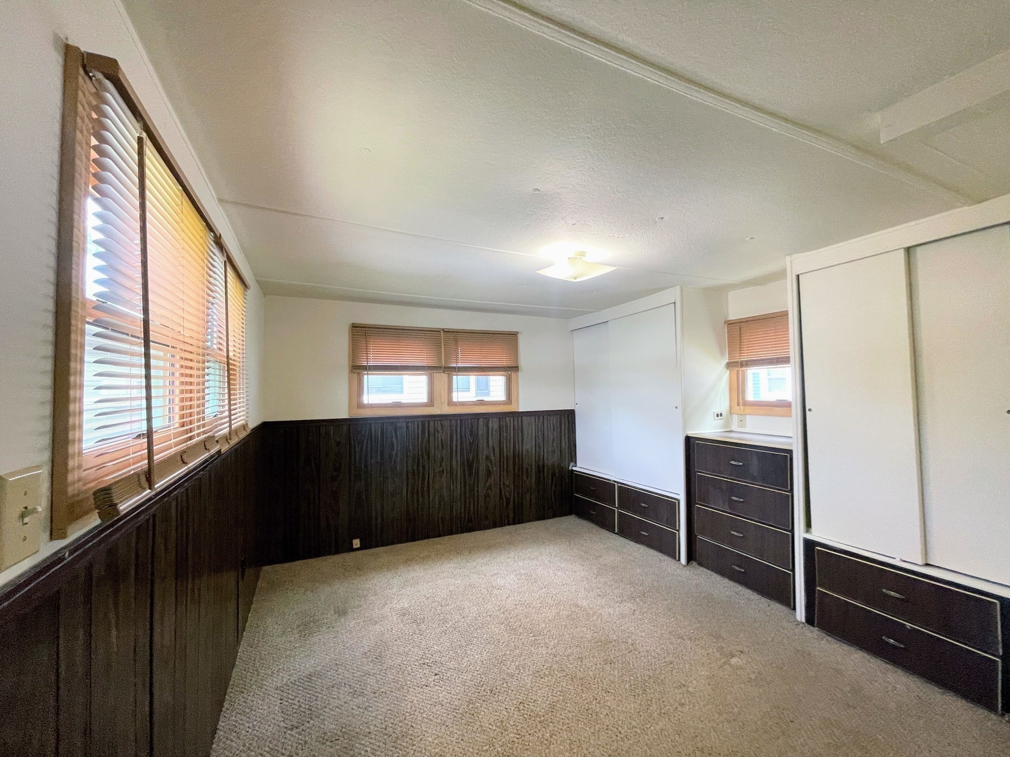 11 Groton School Road, Unit 5 Ayer, MA 01432 - Photo 13 of 16 Gallery Image 13