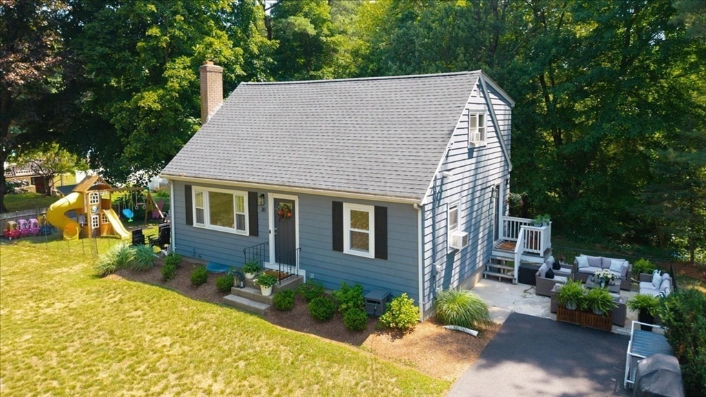 30 Chestnut Street Wrentham, MA 02093 - Photo 1 of 37