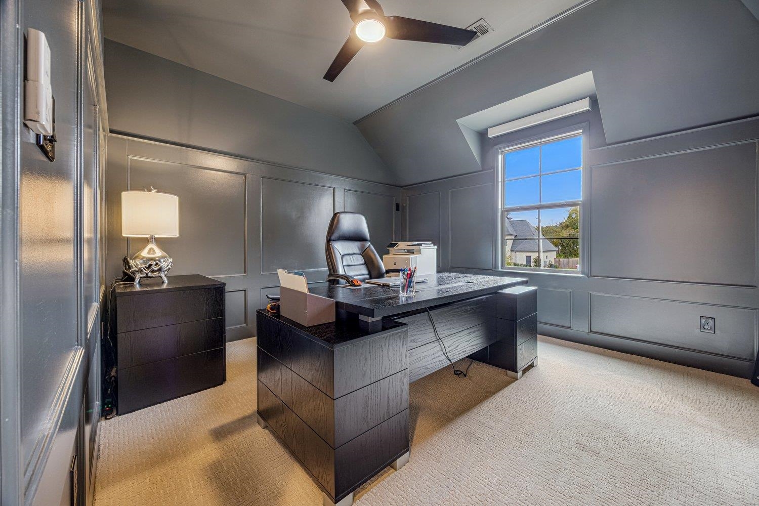 262 Beckham Drive Collierville, TN 38017 - Photo 20 of 32 a living room with furniture and a window