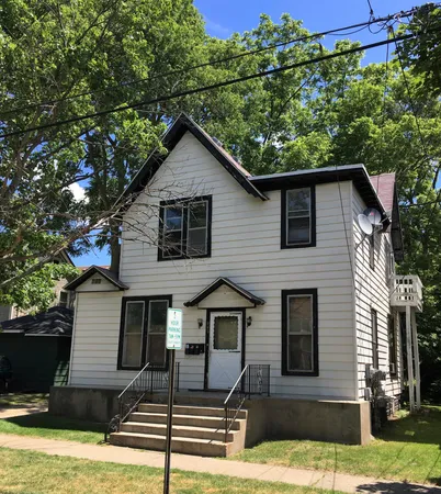 $219,900 | 609 Pearl Street, Kalamazoo, MI 49007