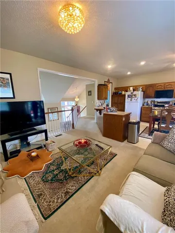 $345,000 | 10126 North Highland Terrace, Kansas City, MO 64155