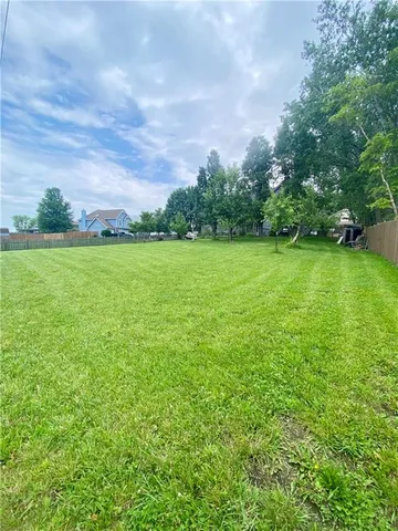 $345,000 | 10126 North Highland Terrace, Kansas City, MO 64155