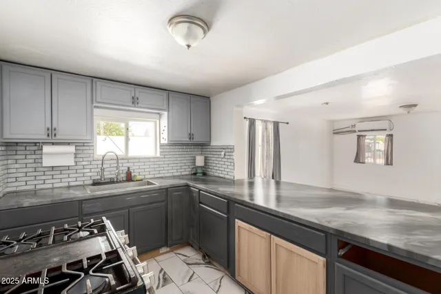 $250,000 | 1916 West Tonto Street, Phoenix, AZ 85009