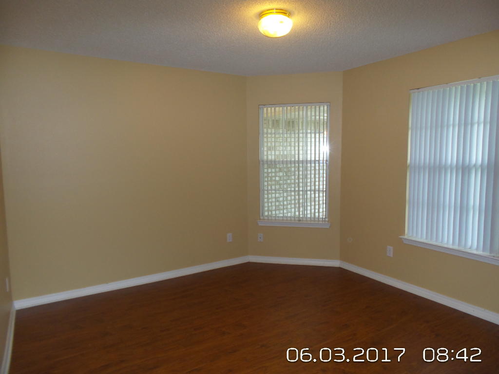 2804 Mohican Way Crestview, FL 32539 - Photo 13 of 18 Gallery Image 13
