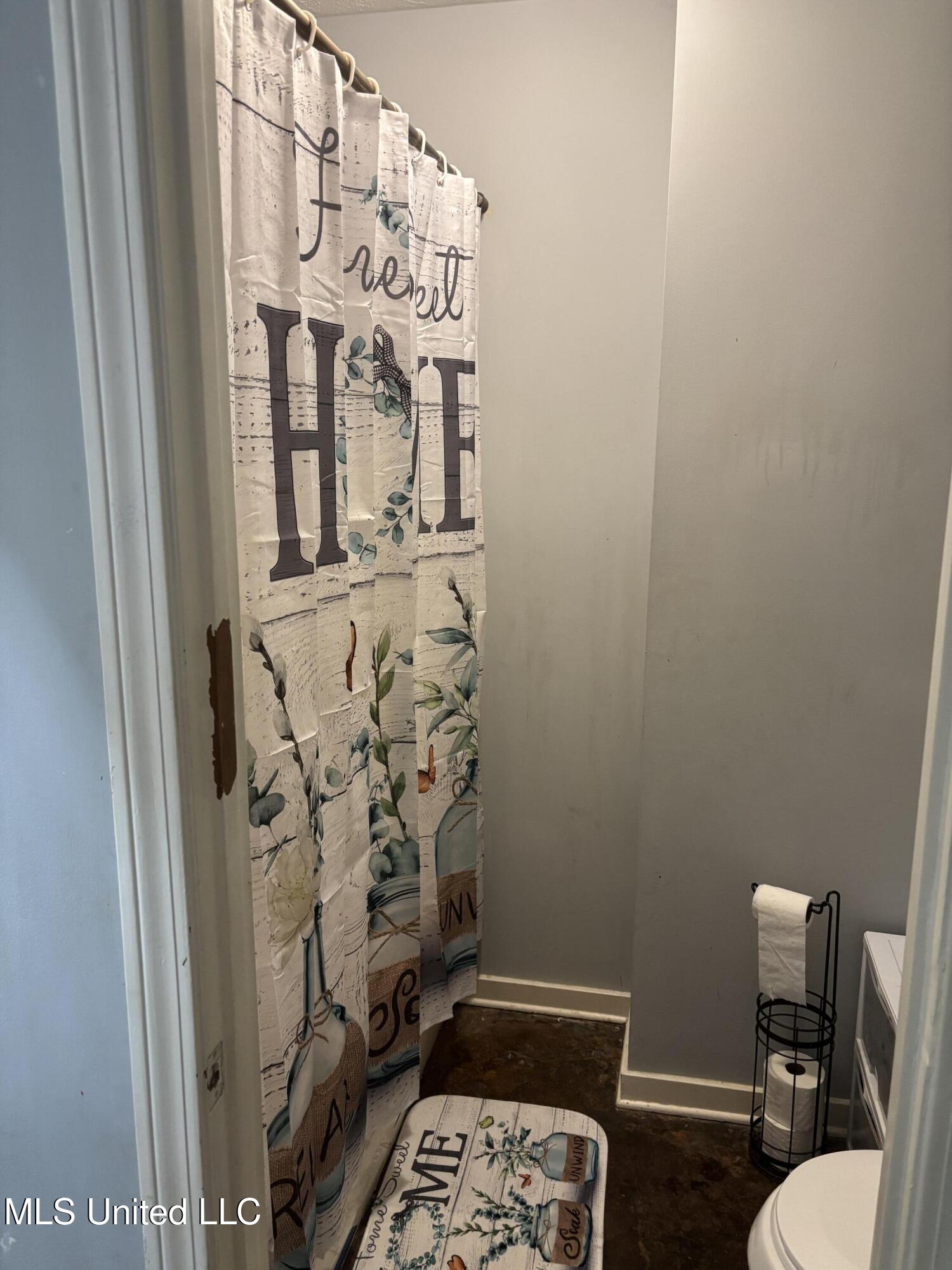 236 Par Cove Byram, MS 39272 - Photo 12 of 15 IMG_6656