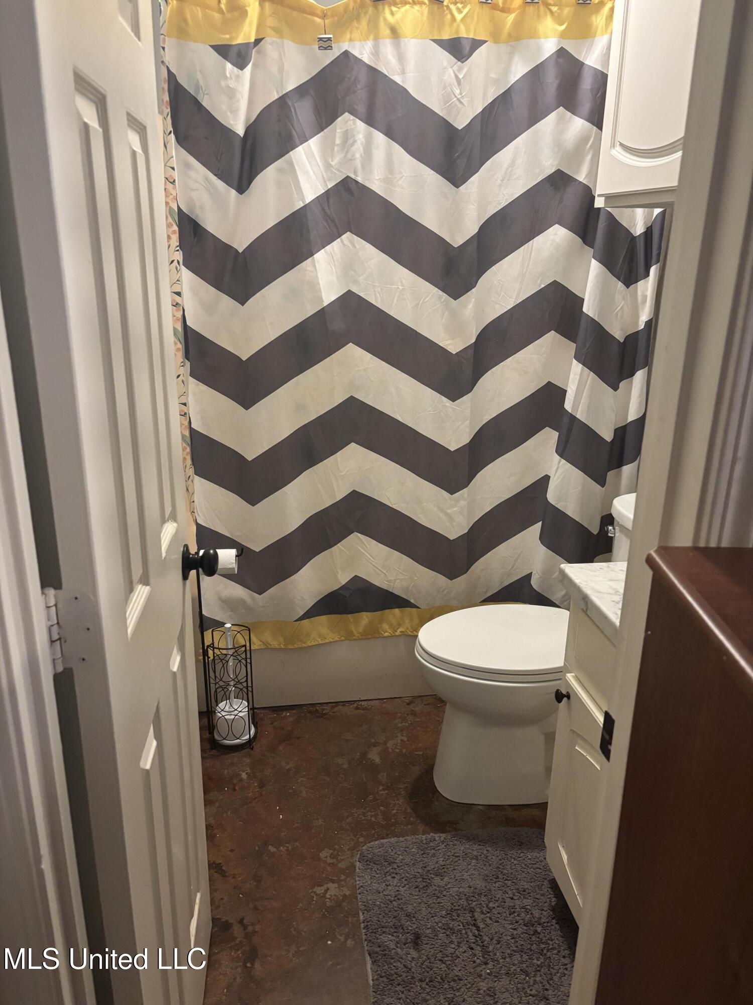 236 Par Cove Byram, MS 39272 - Photo 7 of 15 IMG_6649