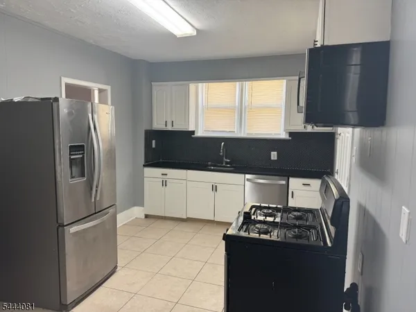 $4,500 | 351 Ogden Street, Orange, NJ 07050