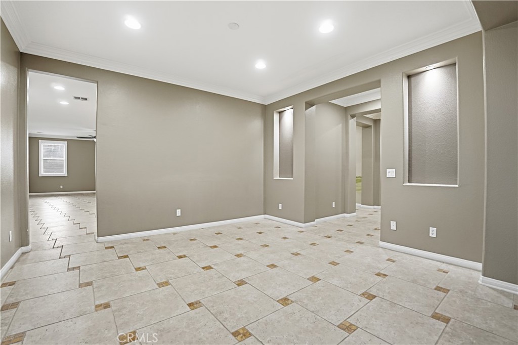 16935 Eagle Peak Road Riverside, CA 92504 - Photo 18 of 75