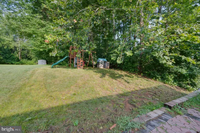 $2,500 | 612 Frederick Street, Reading, PA 19608