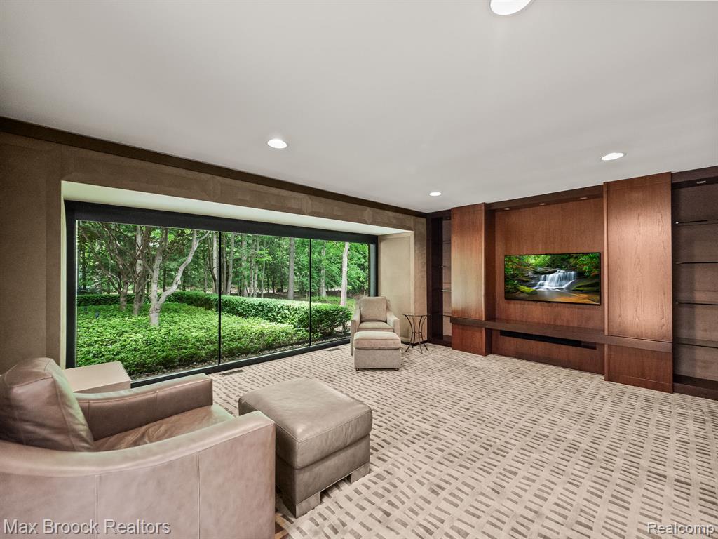 5130 Deep Wood Road Bloomfield Hills, MI 48302 - Photo 11 of 88 Gallery Image 11