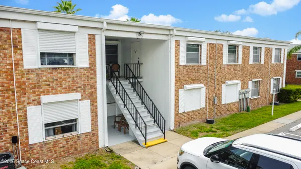 $1,650 | 190 East Olmstead Drive, Unit H3, Titusville, FL 32780