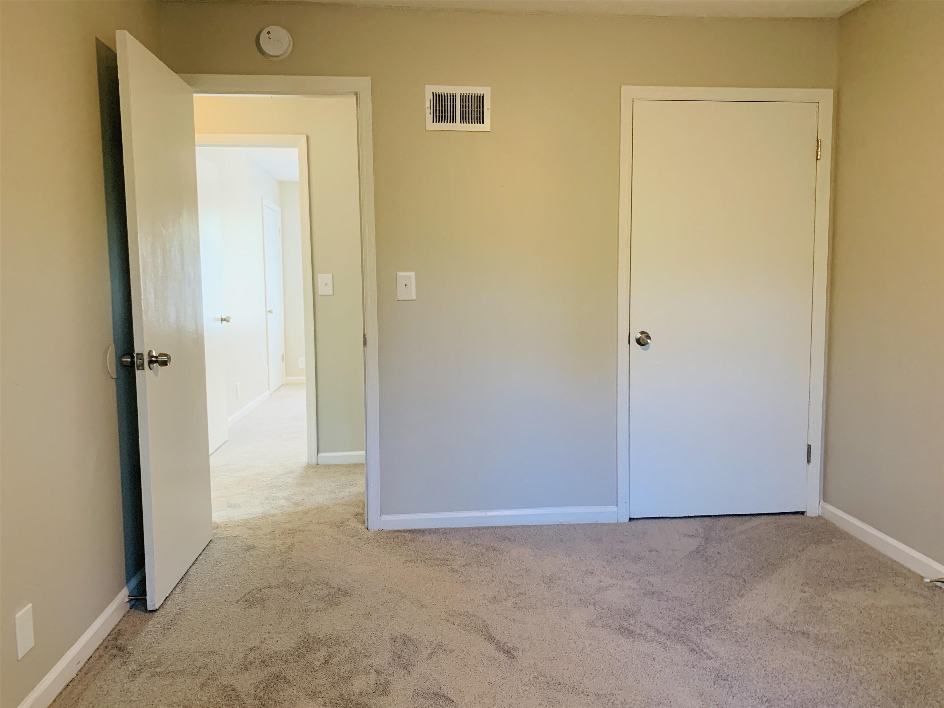 118 Lafayette Court, Unit 118 LaGrange, GA 30241 - Photo 18 of 21 a view of an empty room
