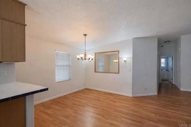 $205,000 | 32900 Riverside Drive, Unit SPC 109, Lake Elsinore, CA 92530