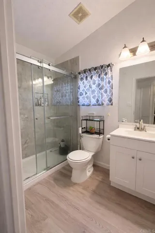 $205,000 | 32900 Riverside Drive, Unit SPC 109, Lake Elsinore, CA 92530