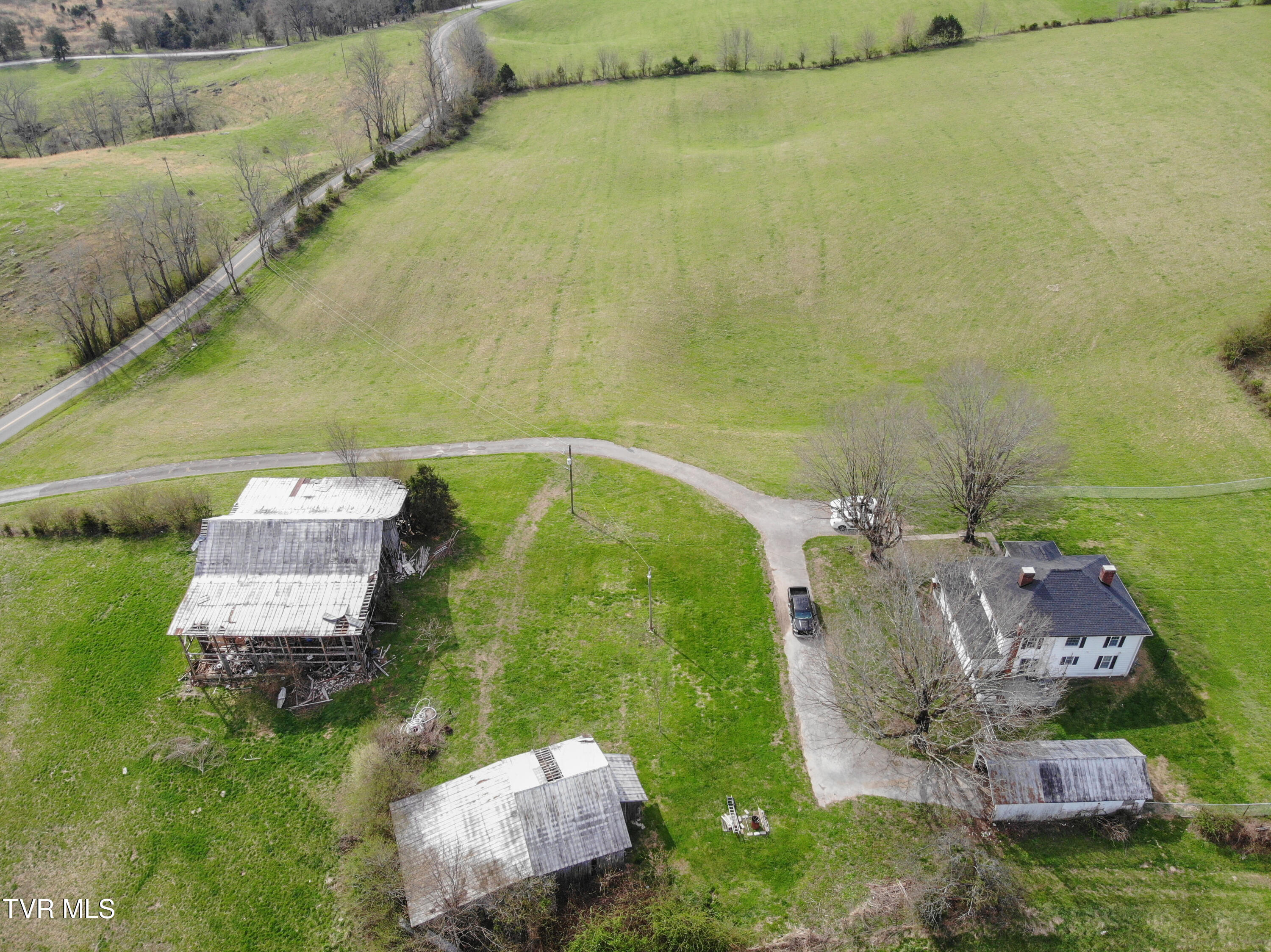 1421 Bishoptown Road Duffield, VA 24244 - Photo 58 of 73 Bishoptown drone-17