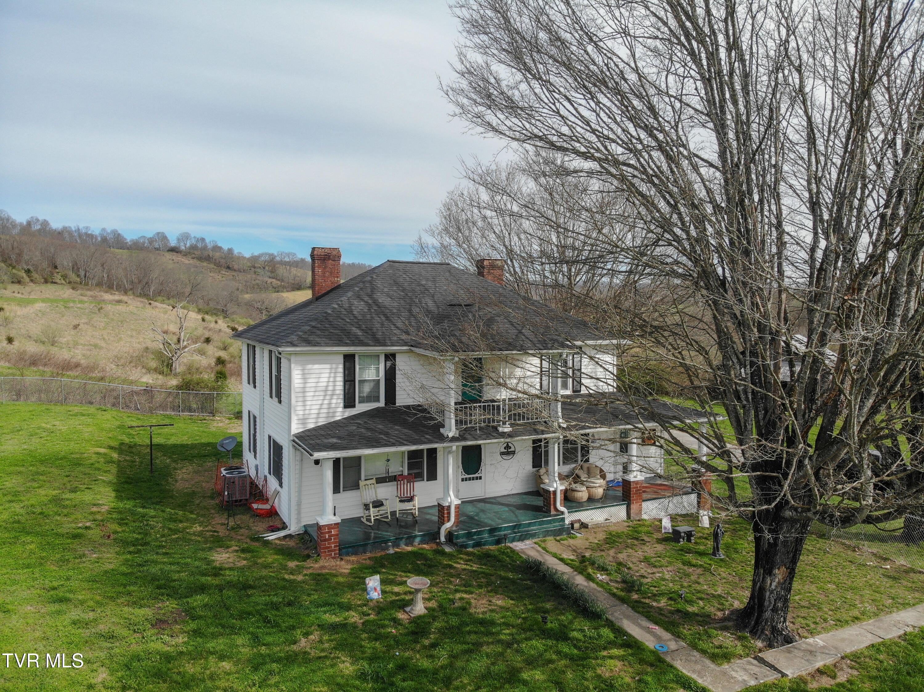 1421 Bishoptown Road Duffield, VA 24244 - Photo 66 of 73 Bishoptown drone-16