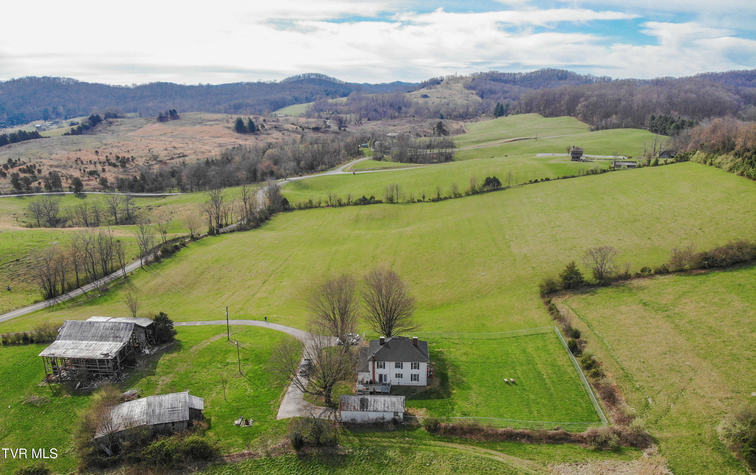 1421 Bishoptown Road Duffield, VA 24244 - Photo 69 of 73 Bishoptown drone-21
